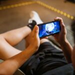 Un jeu gourmand chauffe le téléphone, et la batterie suit